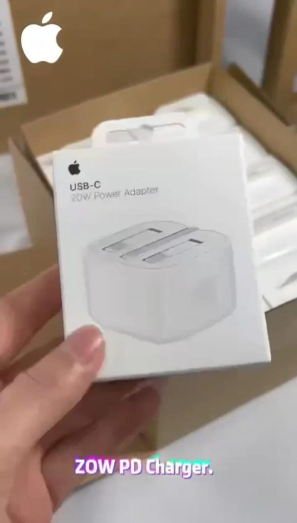 Apple 20 Watts Usb C Power Adapter Pic 2