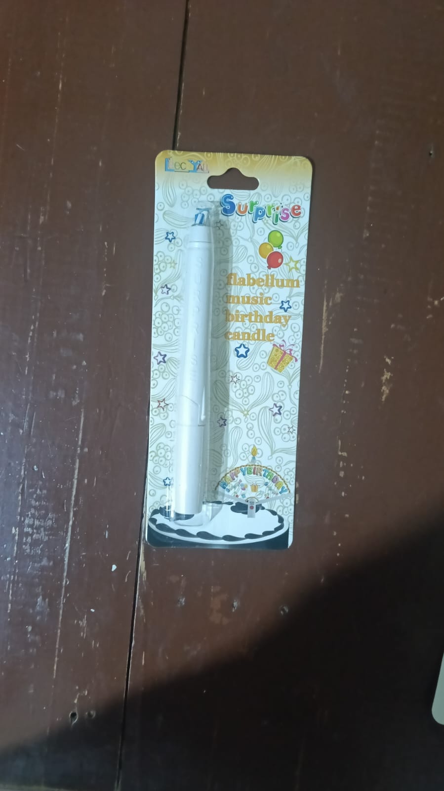 Flabellum Musical Birthday Candle with Music & Sparkling Flame Pic 2