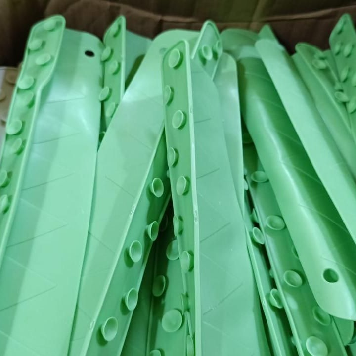 Silicone Sink Splash Guard With Suction – Flexible Water Splash Pic 4