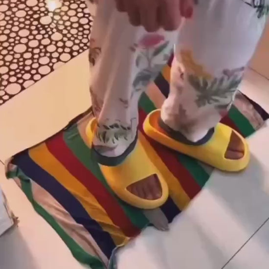 3d Cartoon Printing Diatom Mud Cushion Antislip Water Absorbent Foot Pad Mat For Bathroom Video